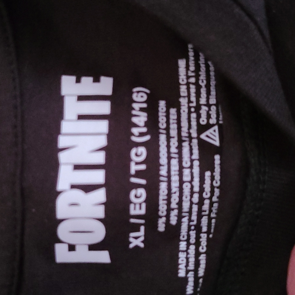 2 NWT Sz XL (14/16) Boys Fortnite Tees - Picture 3 of 12
